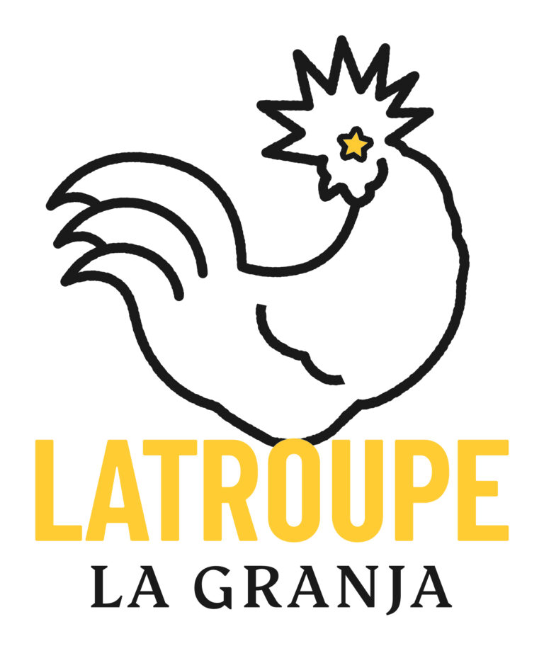 LA GRANJA_logo_vertical_colour_CMYK.eva